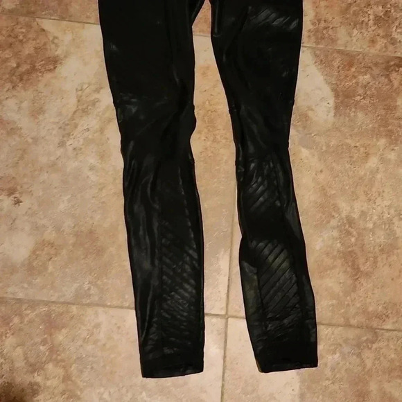 SPANX Faux Leather Moto Leggings - Picture 6 of 7